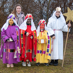 4. 1.: Gruppe Dobl-Dorf I begleitet von Anna Kainz