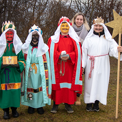 4. 1.: Gruppe Unterberg innen begleitet von Doris und Ulrike Freidl